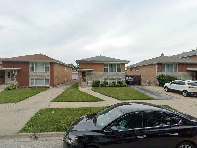 House image located at Calumet City, IL 60409