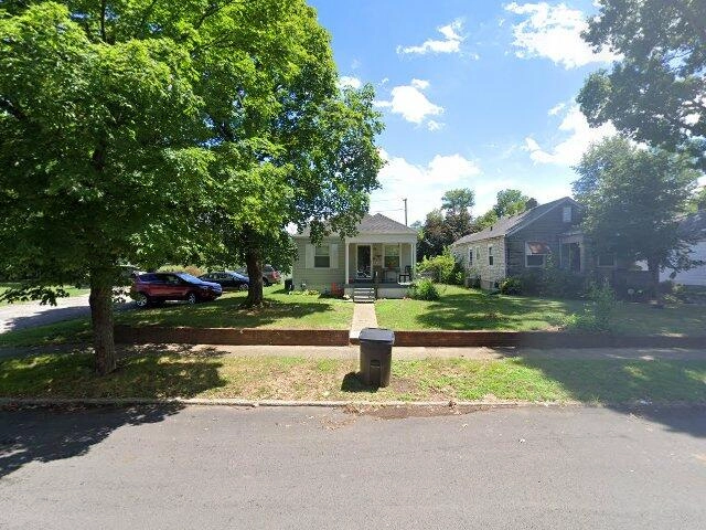 House image located at Louisville, KY 40208