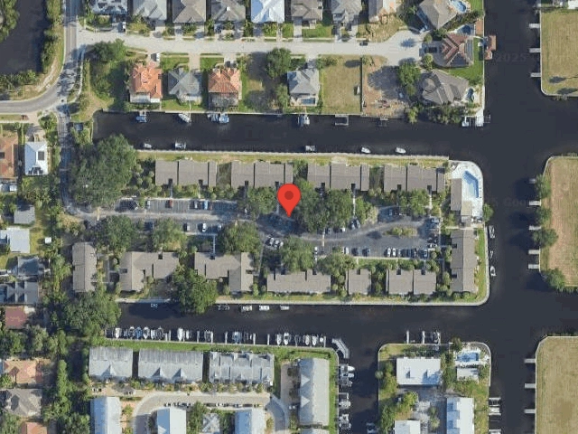 House image located at Tarpon Springs, FL 34689