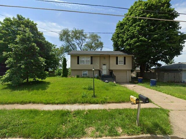 House image located at Des Moines, IA 50320