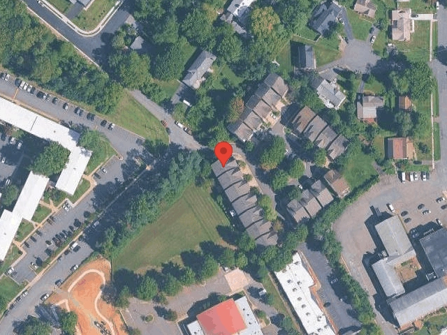 House image located at Annandale, VA 22003
