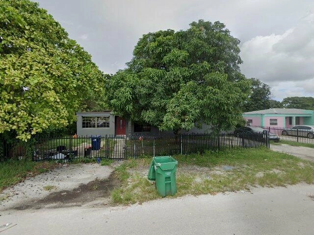 House image located at Miami, FL 33168