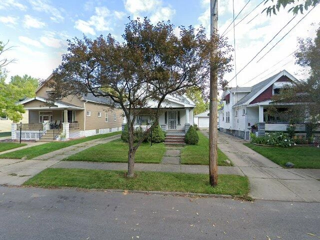 House image located at Cleveland, OH 44105