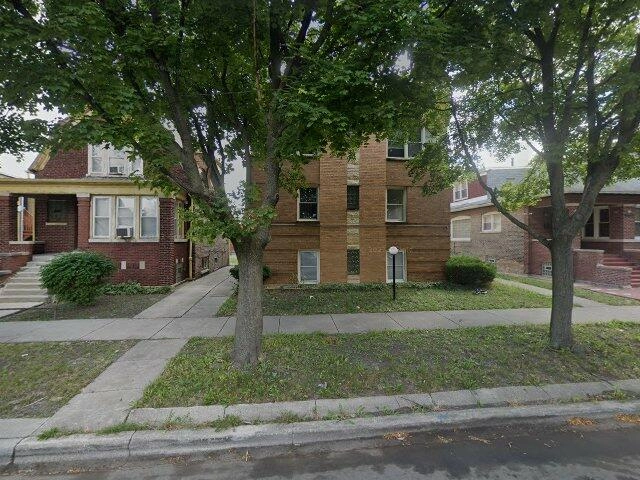 House image located at Chicago, IL 60620