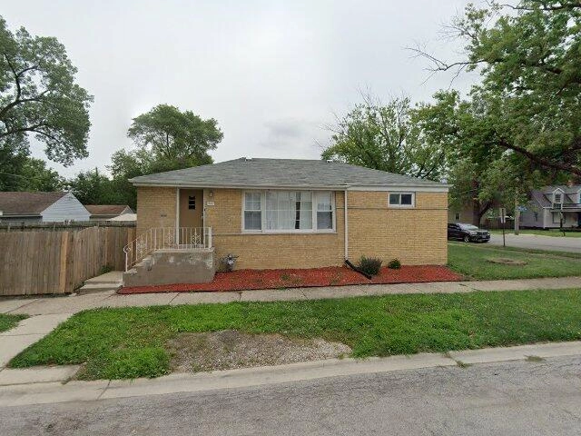 House image located at Riverdale, IL 60827