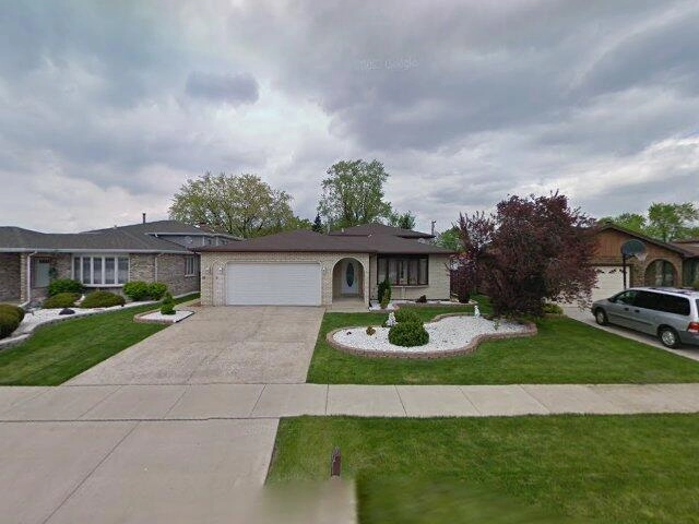 House image located at Burbank, IL 60459