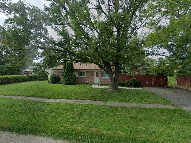 House image located at Clinton Township, MI 48035