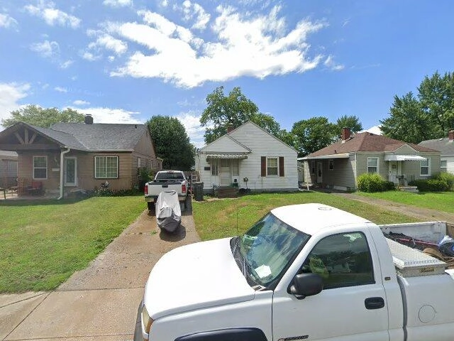 House image located at Indianapolis, IN 46221