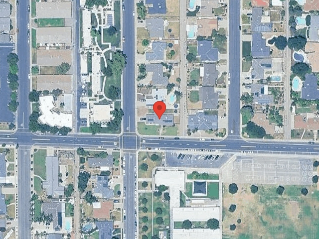 House image located at Dinuba, CA 93618