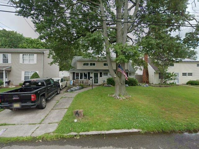 House image located at Avenel, NJ 07001