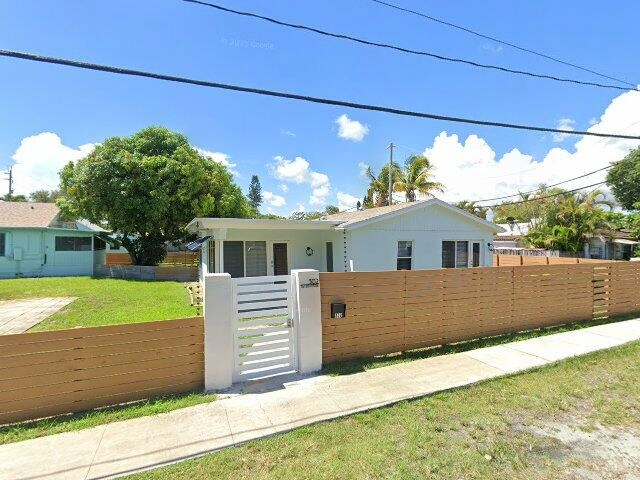 House image located at Chiefland, FL 32626