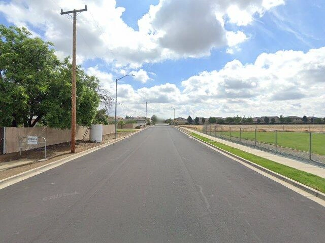 House image located at Eden Prairie, MN 55346