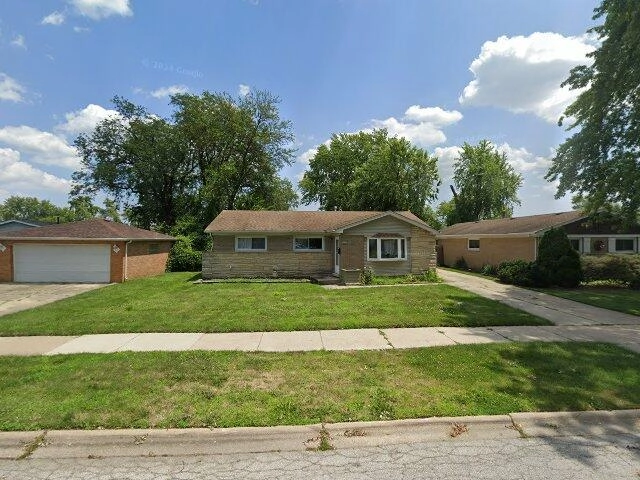 House image located at Midlothian, IL 60445
