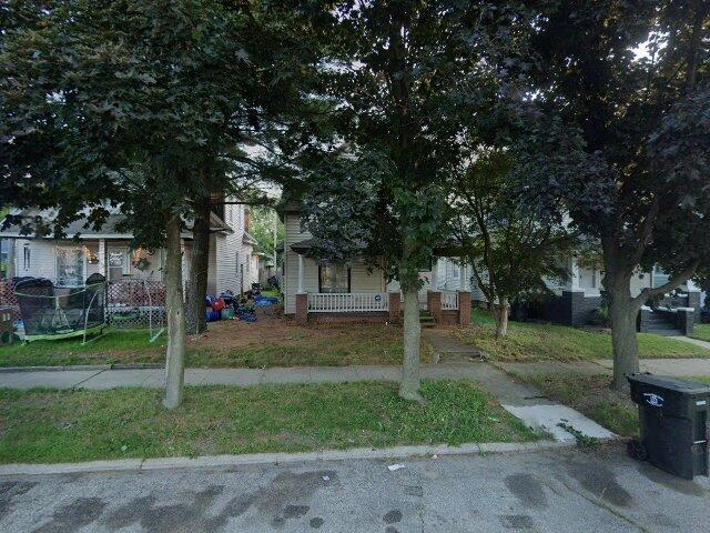 House image located at South Bend, IN 46613