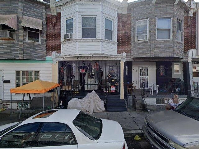 House image located at Philadelphia, PA 19140