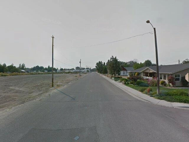 House image located at Newton, IA 50208