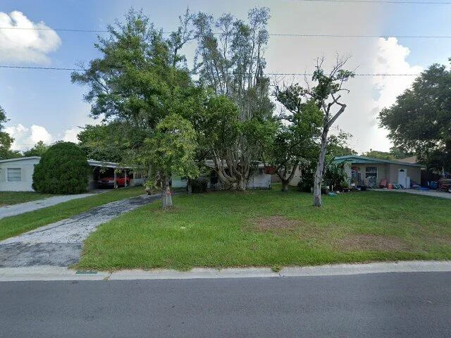 House image located at Saint Petersburg, FL 33702