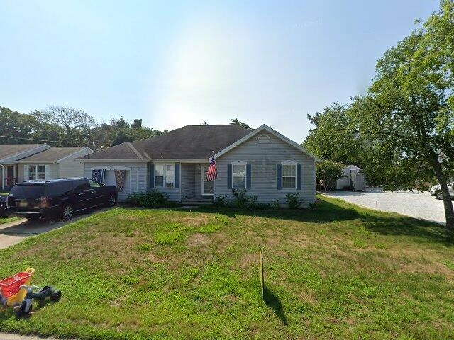 House image located at Tuckerton, NJ 08087