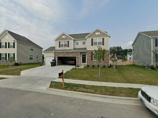 House image located at Pickerington, OH 43147