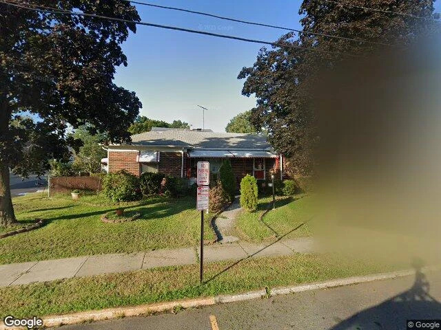 House image located at Woodbridge, NJ 07095