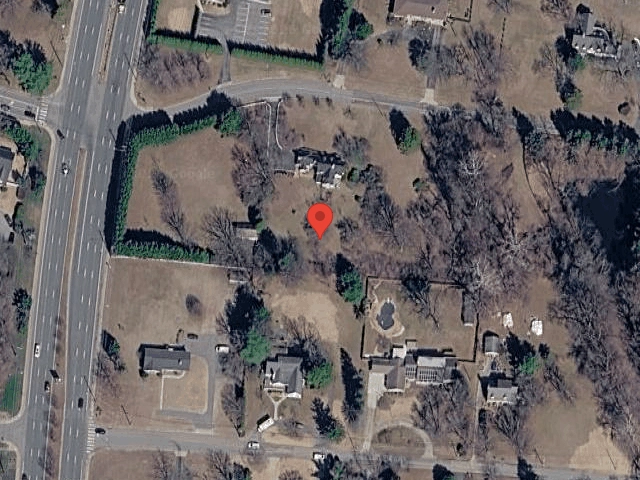 House image located at South Lyon, MI 48178