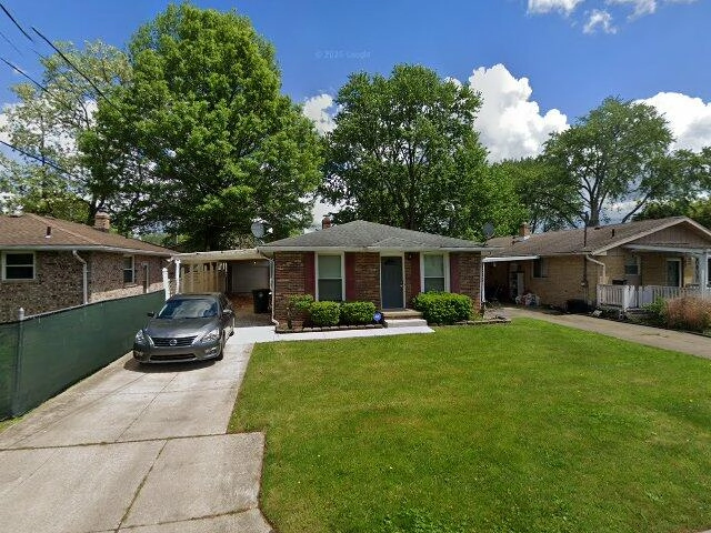 House image located at Akron, OH 44301