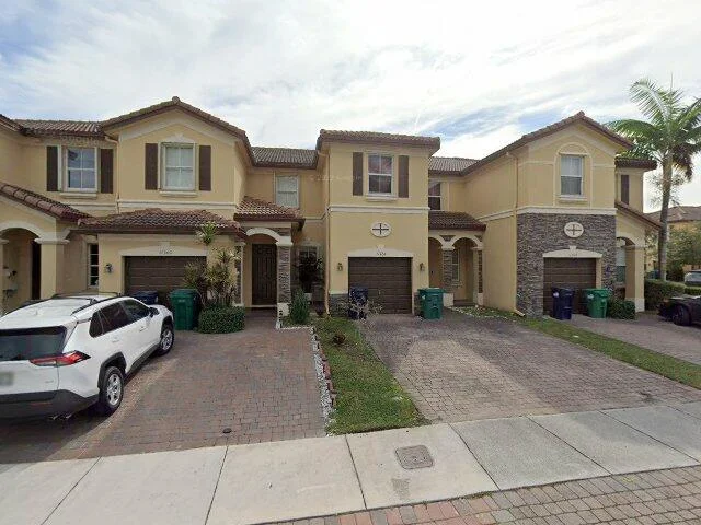 House image located at Miami, FL 33178