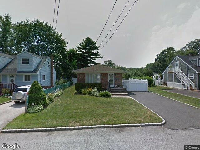 House image located at Lindenhurst, NY 11757