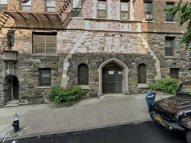 House image located at Bronx, NY 10452