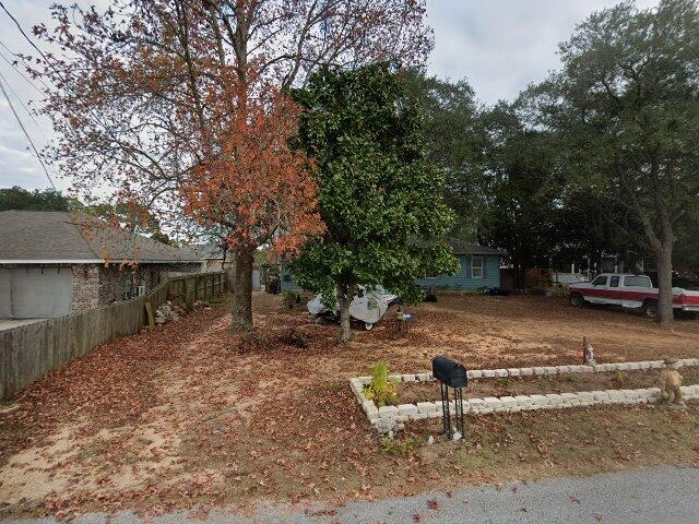House image located at Navarre, FL 32566