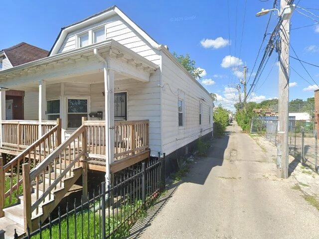 House image located at Chicago, IL 60629