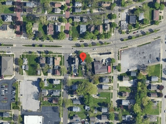 House image located at Akron, OH 44314