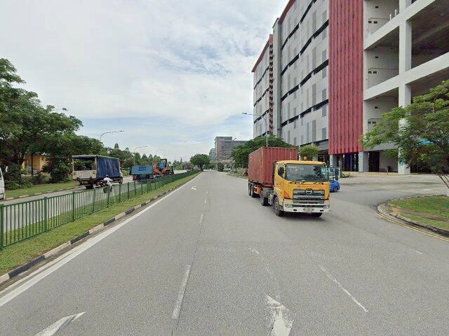 House image located at Waterford, WI 53185