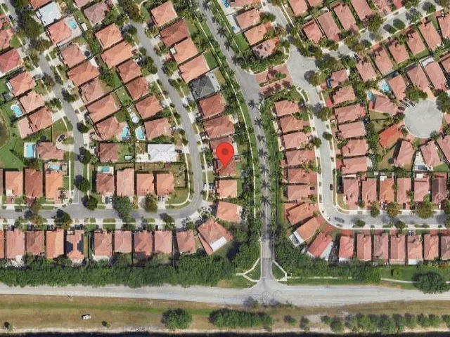 House image located at Hollywood, FL 33027