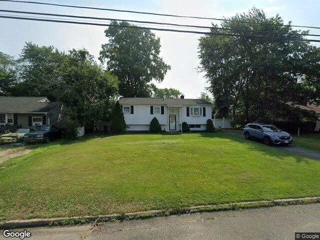 House image located at Medford, NY 11763