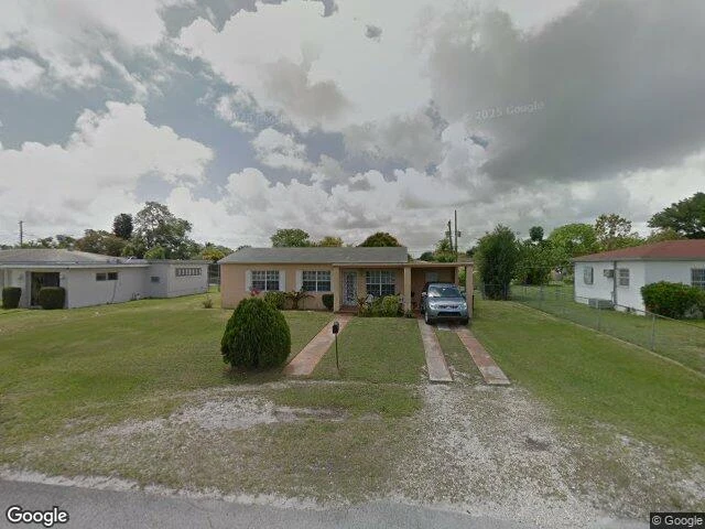 House image located at Miami, FL 33167