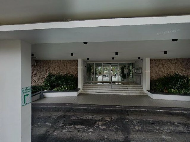 House image located at Hallandale, FL 33009