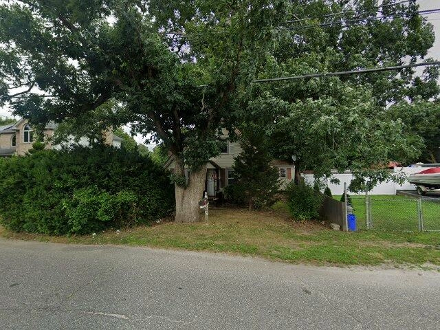 House image located at Farmingville, NY 11738