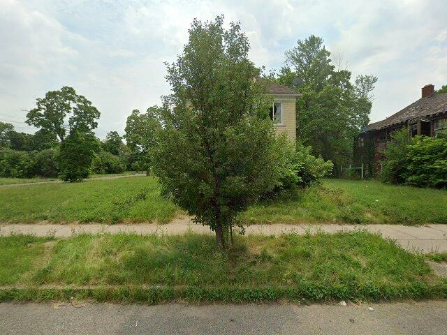 House image located at Detroit, MI 48206