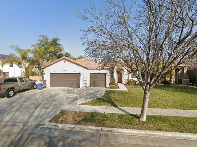 House image located at Fresno, CA 93727