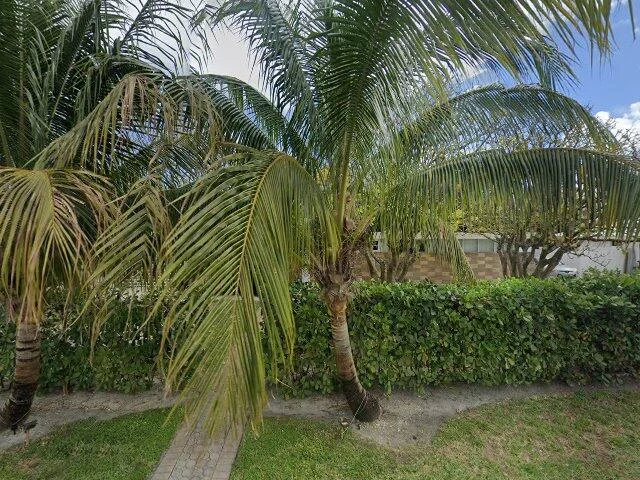 House image located at West Palm Beach, FL 33406