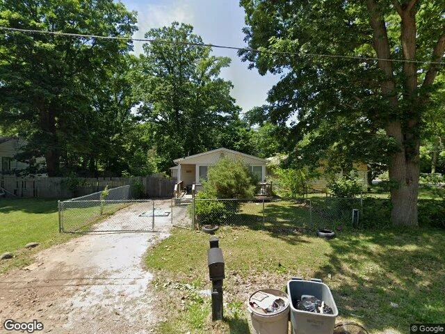 House image located at Flint, MI 48504