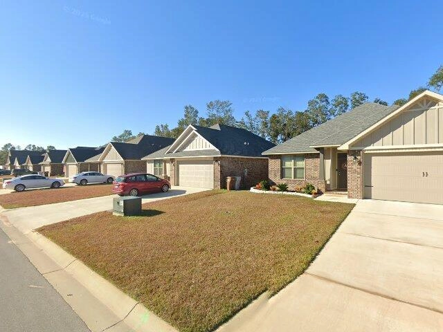 House image located at Milton, FL 32571