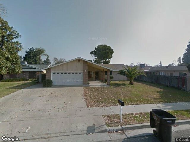 House image located at Tulare, CA 93274