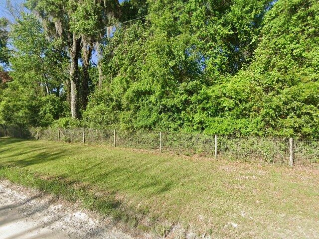 House image located at Trenton, FL 32693