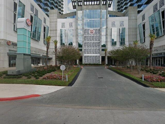 House image located at Houston, TX 77004