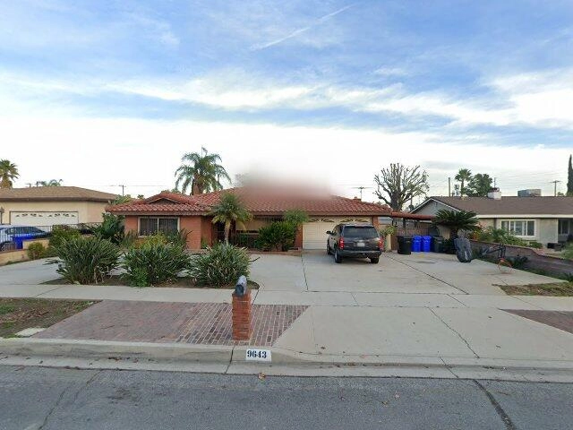 House image located at Fontana, CA 92335