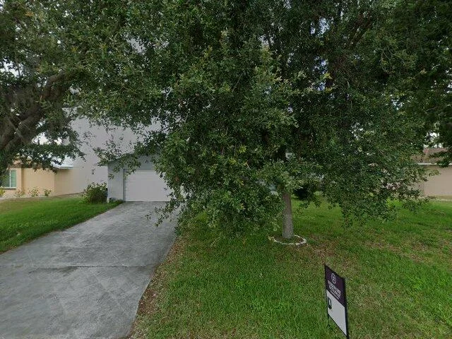 House image located at Sebring, FL 33872