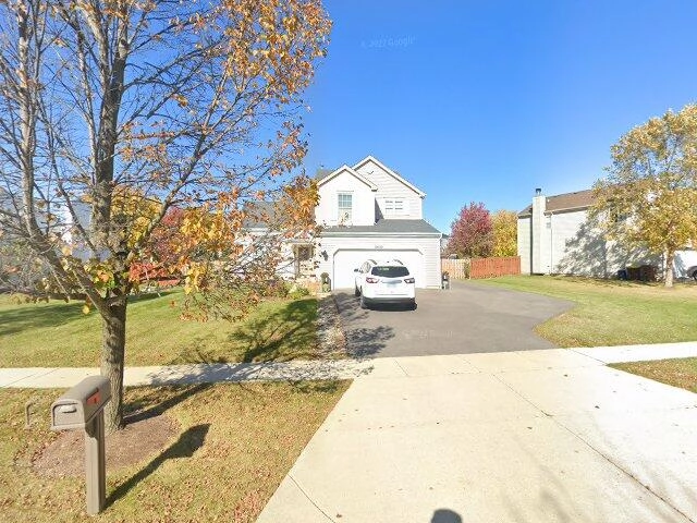 House image located at Huntley, IL 60142