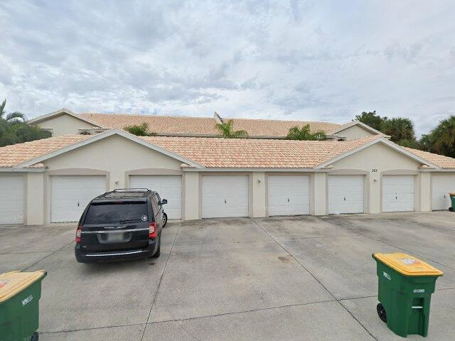 House image located at Naples, FL 34114